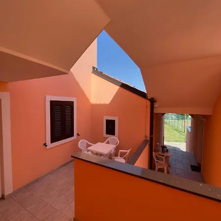 Rozmaryn Apartment Nerezine
